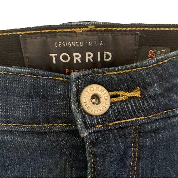 Torrid Sky High Skinny Jeans size 22 - Picture 4 of 11